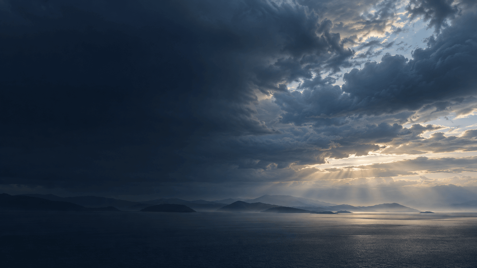An approaching weather front over a distant horizon